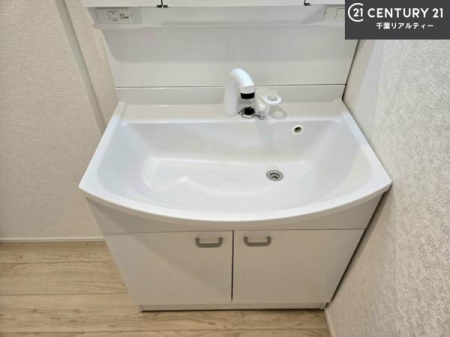 ���ʑ�E���ʏ� �[�����ʑ�{�E���́A�������˂ɂ����̂ł�����ꂪ�y�X�I���������ۂĂ܂��I
�L���C�Ȑ��ʏ��Ŏ��������̃��`�x�[�V�������オ��܂��ˁI