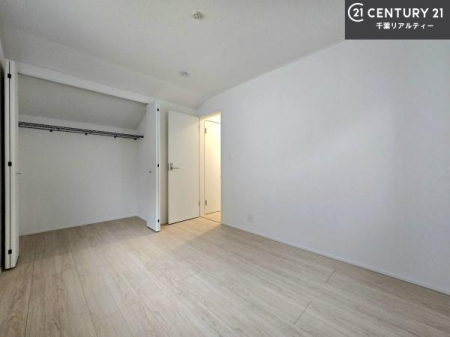 ���r���O�ȊO�̋��� ���邭���ʂ��̗ǂ������ł��B�u�V���v���v�Ƀf�U�C�����ꂽ�����B���R�x�������̂ŉƋ�⃌�C�A�E�g�ł��D�݂̋�Ԃ�n��グ���܂��B�����x�A���n�ɂĂ��m�F���������B