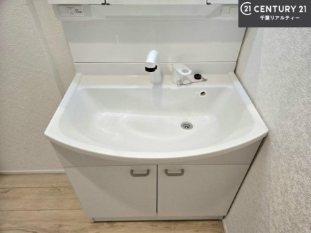 ���ʑ�E���ʏ� �[�����ʑ�{�E���́A�������˂ɂ����̂ł�����ꂪ�y�X�I���������ۂĂ܂��I
�L���C�Ȑ��ʏ��Ŏ��������̃��`�x�[�V�������オ��܂��ˁI
